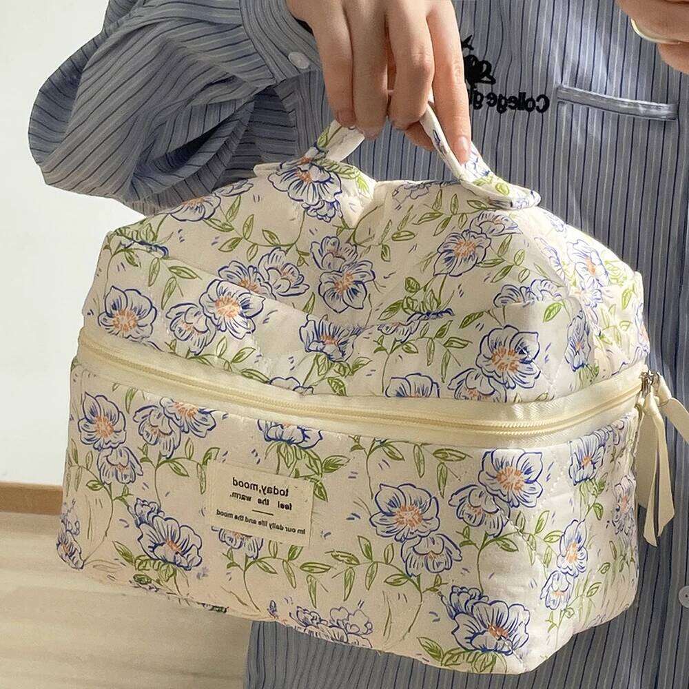 New Vintage Flower Women Cosmetic Portable Makeup Travel Organizer Quilted Handbag Tote Cotton Large Zipper Bag Y260206