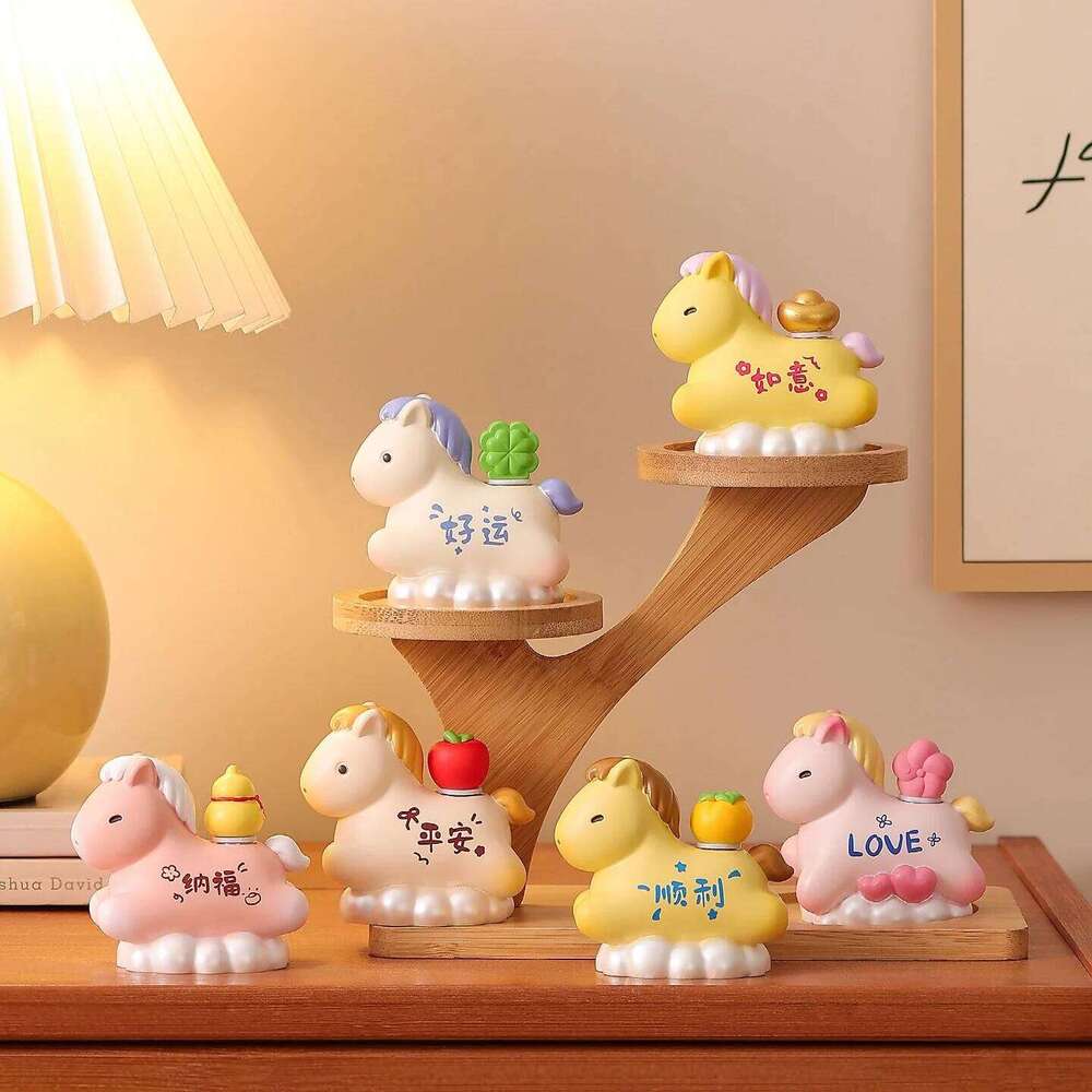 1PC Creative Transfer Zodiac Horse Back Lucky Bag Ingot Can Be Rotated Home Office Desktop Decoration S260204 7ce