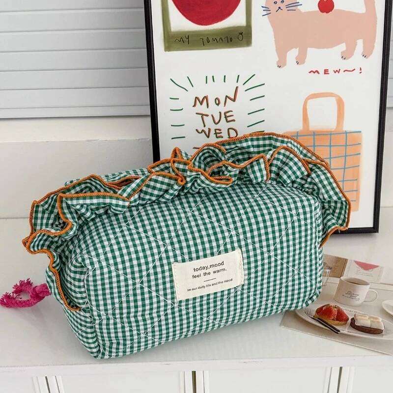 Vintage Gingham Women's Cosmetic Makeup Bag with Ruffled Edges-Large Capacity Organizer, Elegant Ribbon Bow Closure for Daily Y260206
