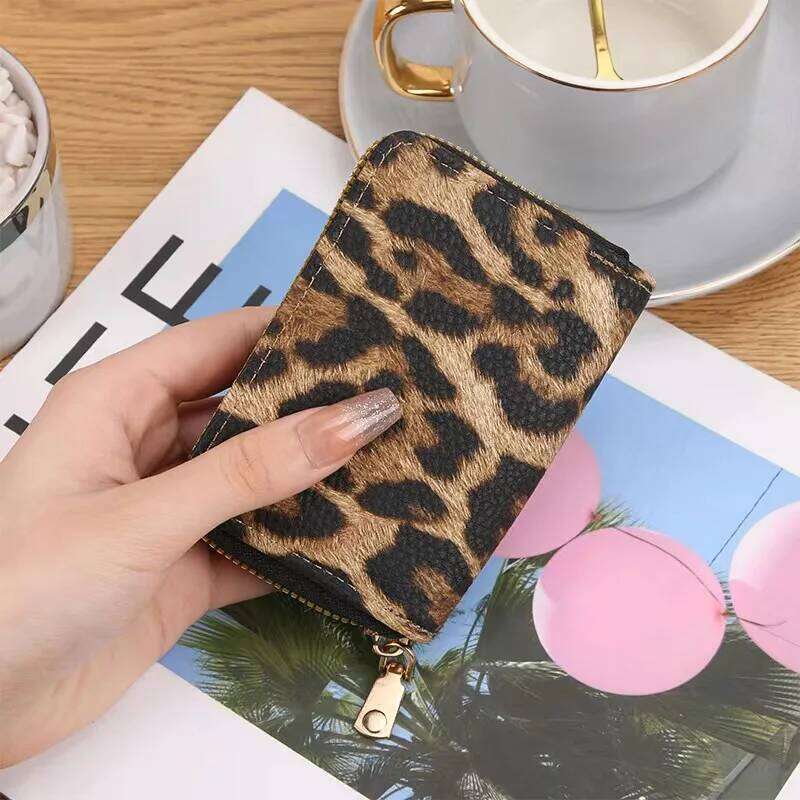 Leopard print short wallet, zipper coin bag, women's PU pickup bag Y260206