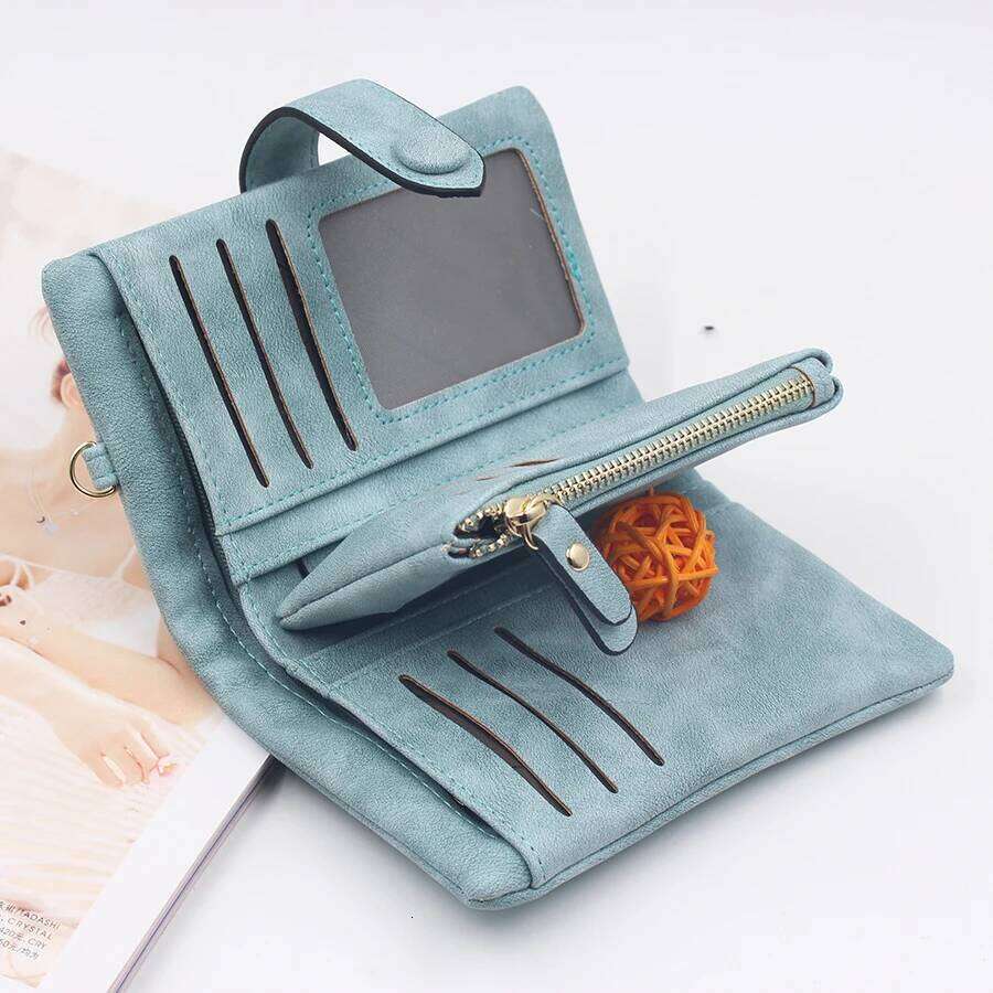 New women's short wallet European and American retro simple fashion all-match multiple card slots handbag student coin zipper co Y260206