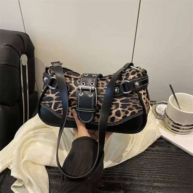 Bags for women 2025 new trendy and versatile retro hot girl armpit niche texture crescent single shoulder crossbody bag Y260205