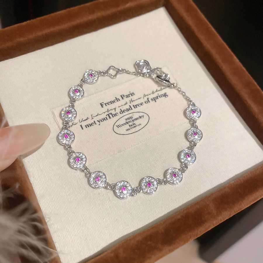 Real gold-plated zircon round bracelet, casual and fashionable, light luxury, versatile, with a unique design, niche jewelry for women - view 7