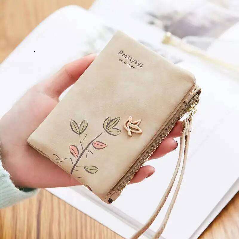New women's portable short wallet frosted retro cute cartoon printing hardware bird fashion versatile multi-functional student C Y260206