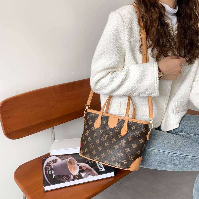 Elegant Shoulder In Leather For Women Handbag Crossbody Bag From Luxury Brand Famous Ladies Classic Style Z260207 - view 6