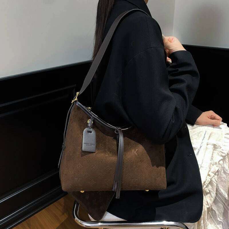 Women High End Sleek Luxury Leather Tote Bag Elegant Fashion Daily Shoulder Handbag Crossbody Y260205