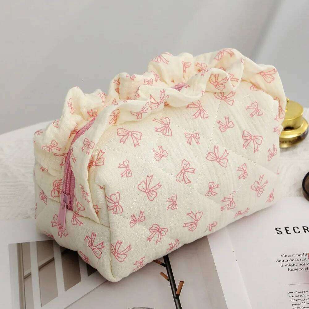 Cute Lace Bow Women's Makeup Travel Cosmetics Storage Pouch Large Capacity Square Zipper Quilting Bag Y260206