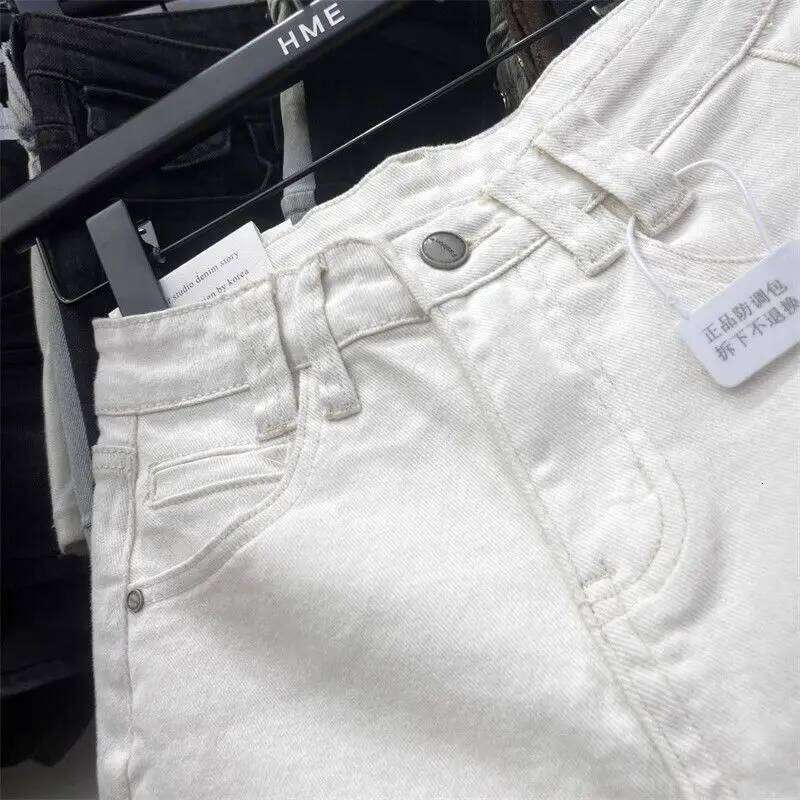 Summer 2025 New Contrasting Color Elastic High Waist Apricot Denim Women's Curling Jeans Hot Pants Booty Shorts XJ260206