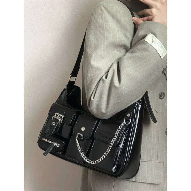 Richme Punk Bolso Mujer Fashion 2024 Trend New Design Chains Crossbody Shoulder Harajuku Y2k PU Individuality Ladies Bags Z260207 - view 4