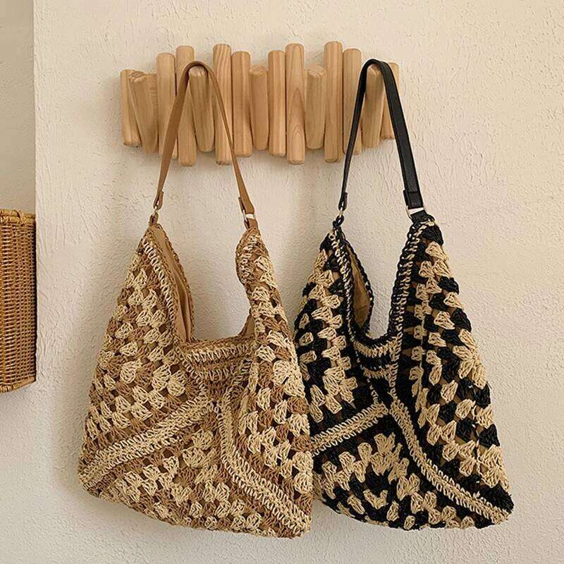 Popular Women's Woven Straw Shoulder Bag Medium Size Handbag With Handle For Beach Vacation Y260204