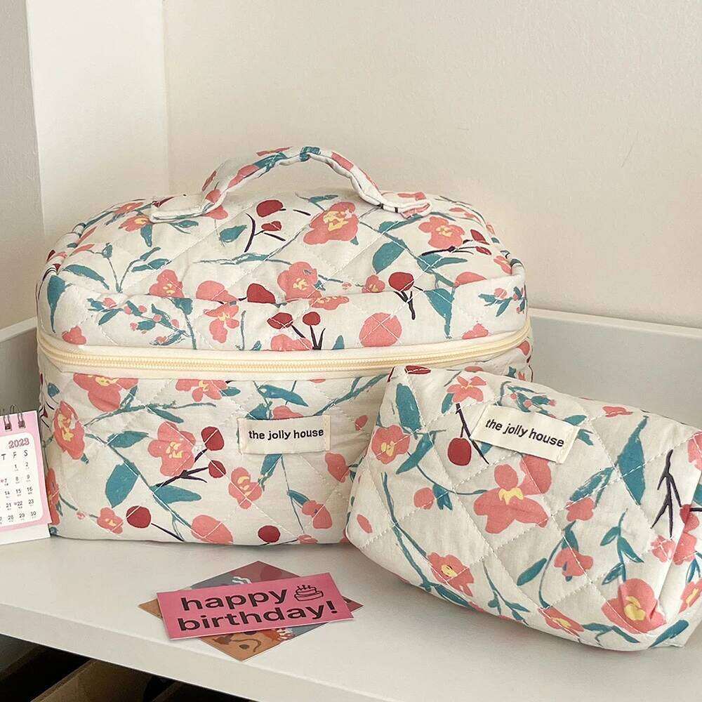 Wholesale Flower Quilting Women's Cosmetic Portable Tote Cotton Makeup Storage Pouch Cute Toiletry Make Up Travel Bag Y260206