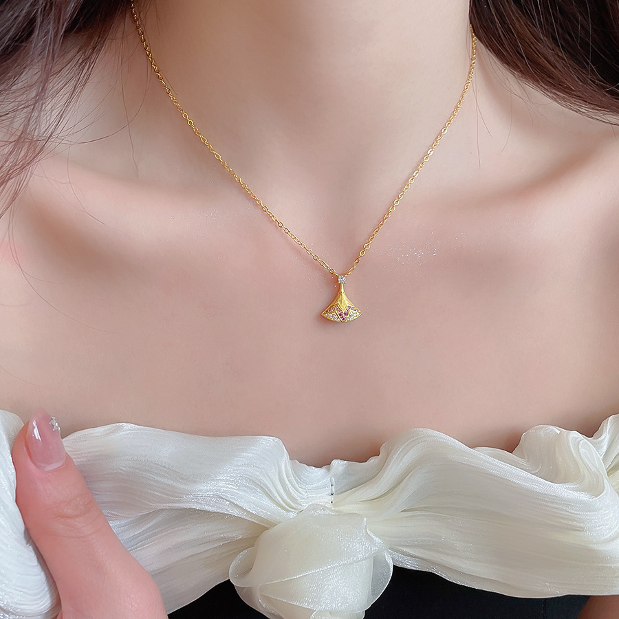 French-style vintage zircon pendant necklace, fashionable, simple, elegant, versatile collarbone chain, light luxury niche jewelry for women - view 4