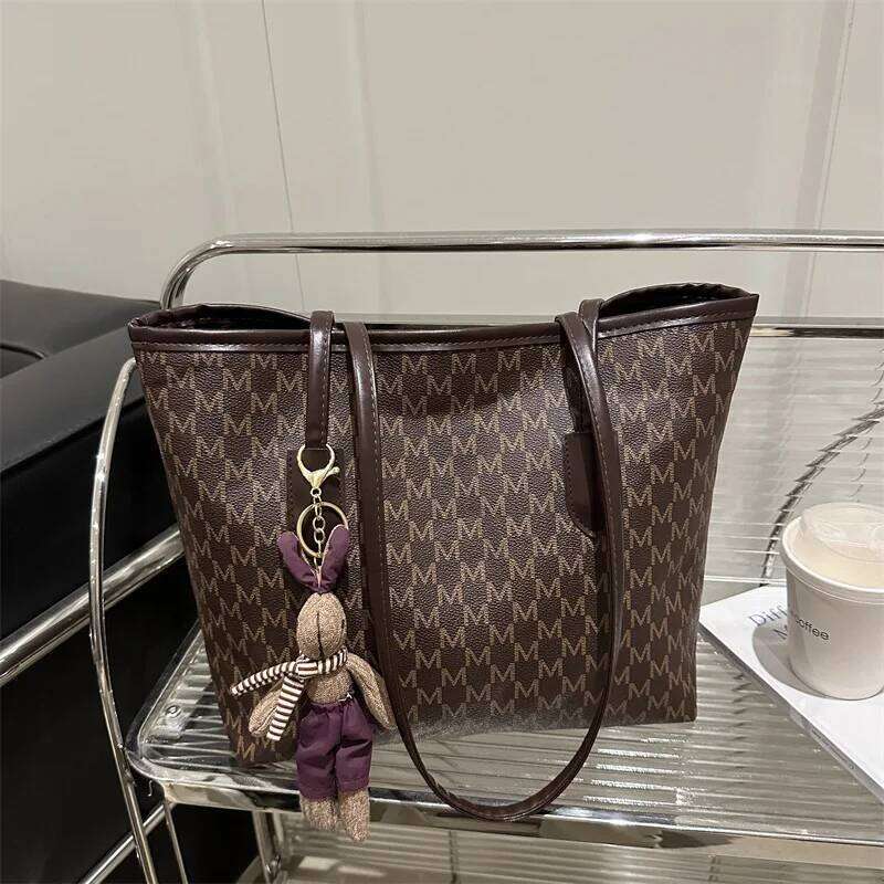 New Letter Print Tote Women Fashion Large Capacity Shoulder Bag Commuter Handbag Y260205