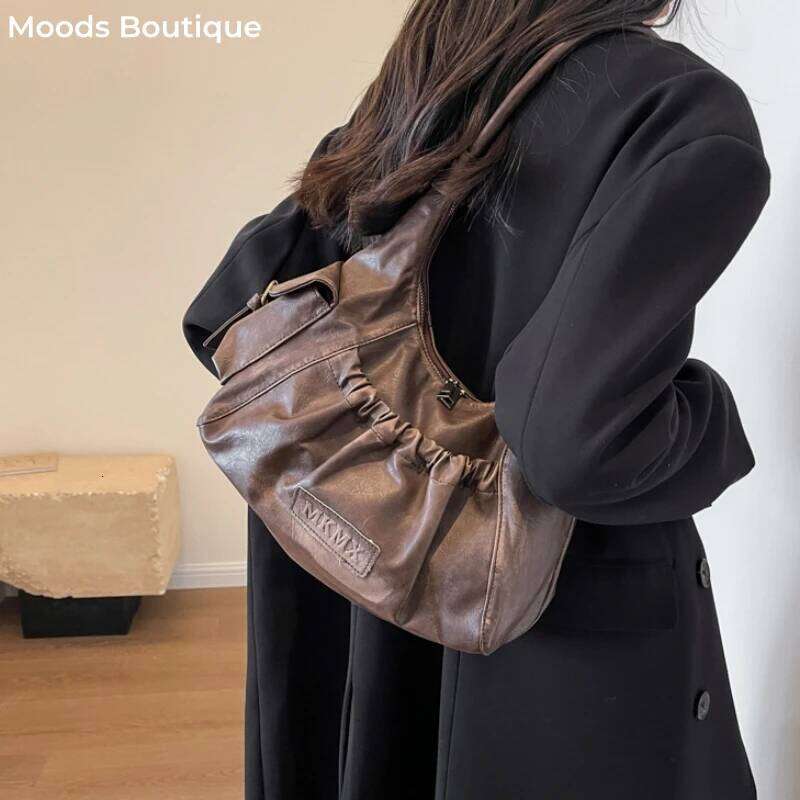 Distressed Vintage Shoulder Bags For Women Pleated Design Large Capacity Retro Hobo Bag 2024 Winter New Designer Handbags Luxury Y260205