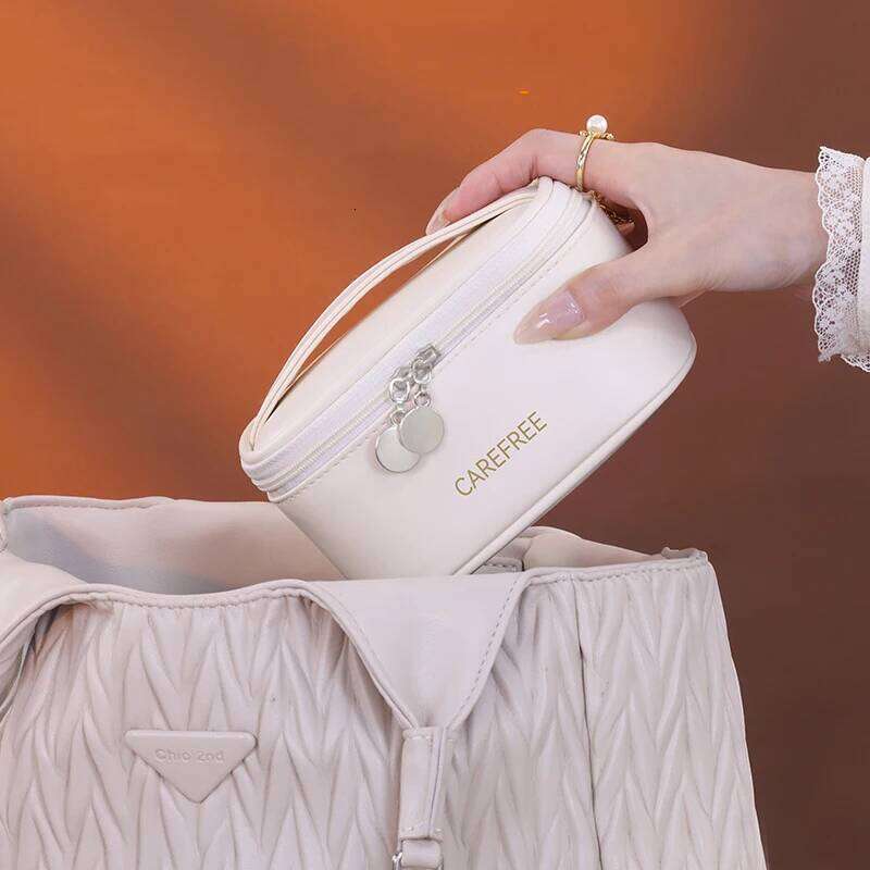 Pu Plush Mini Cosmetic Storage Women Portable Makeup Lipstick Sanitary Napkins Travel Organizer Bags Clutch Bag Y260206