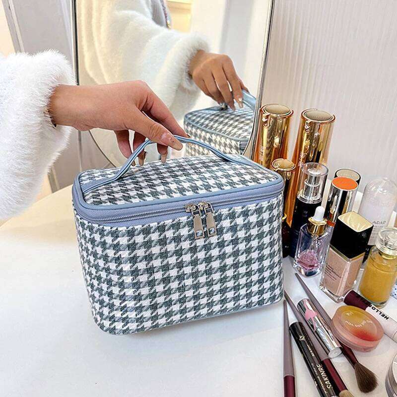 New Women Houndstooth Pattern Tote Makeup Portable Travel Organizer Cosmetic Toiletry Storage Bags Large Capacity Zipper Bag Y260206
