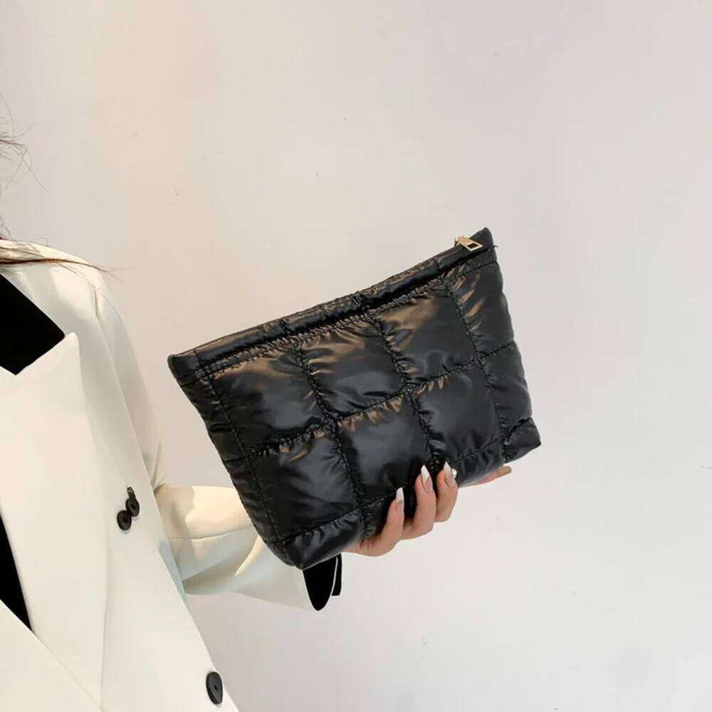 Women Padded Quilted Storage Bag Large Capacity Makeup Organizer Solid Color Travel Cosmetic Bags Y260206