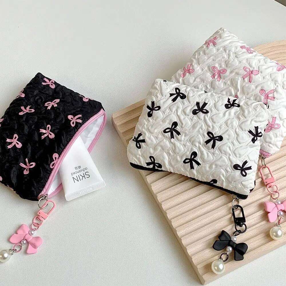 Portable Quilted Cotton Makeup Little Bow Large-Capacity Travel Cosmetic Bag Girls' Make Up Organizer for Women Y260206