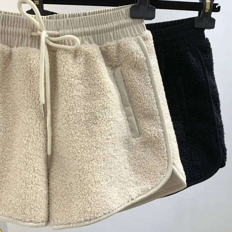 Autumn Chic Fleece Shorts Women Fashion Solid Simple Loose Leisure Drawstring Young Popular All-match Warm Soft Trousers Girls XJ260206