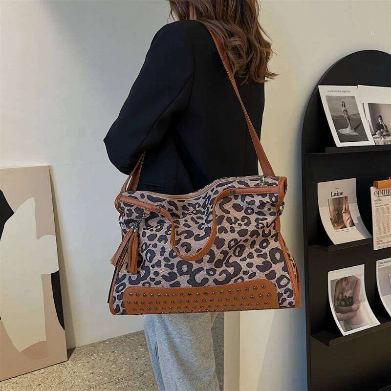 Fashion Leopard Pattern Women's Handbag Retro Rivet New Large Capacity Multi Functional Travel Shoulder Crossbody Bag Y260205