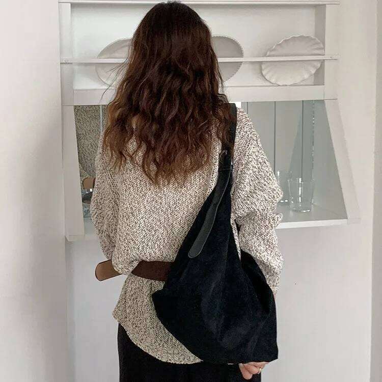 Scrub Leather female Shoulder bags winter new Ladies handbag Large capacity Brand design women big totes bolsa brown Z260207 - view 5