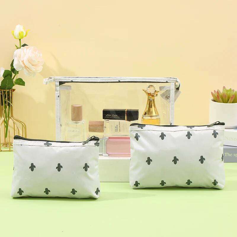 Fashionable PVC waterproof cosmetic Large capacity multifunctional toiletry Printed portable makeup storage bag Y260206