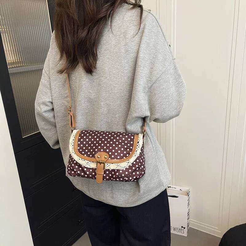 French Retro Dot Women Shoulder Bags Sweet Lace Ladies Flap Crossbody Bag Purse Elegant Portable Female Lightweight Handbags Y260205