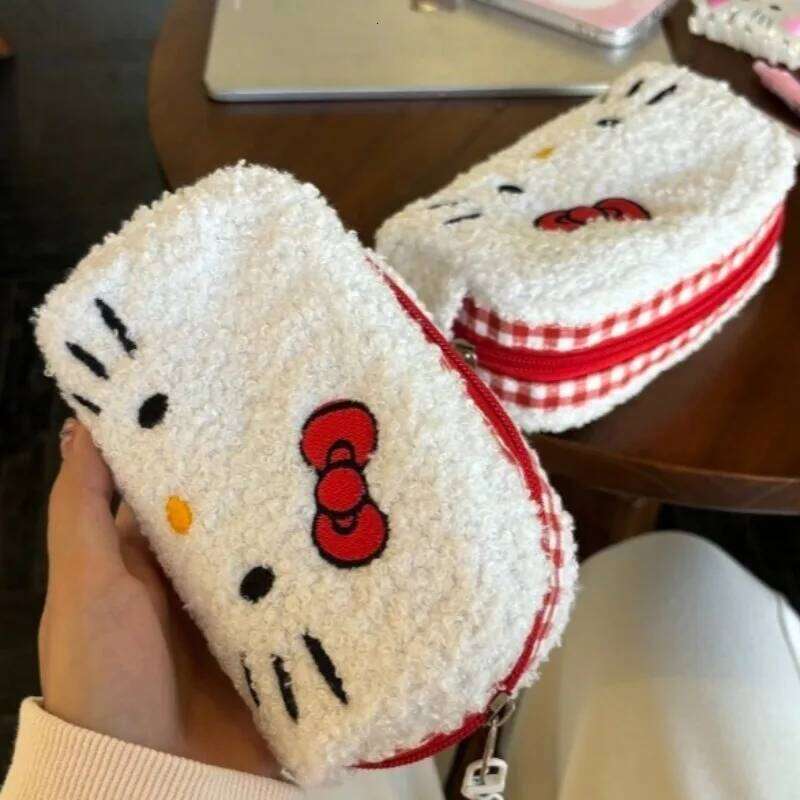 Hello Kitty Plush pouch Women's Cosmetic Travel Clutch Bag Cartoon organizer Portable Toiletry Makeup bag Y260206
