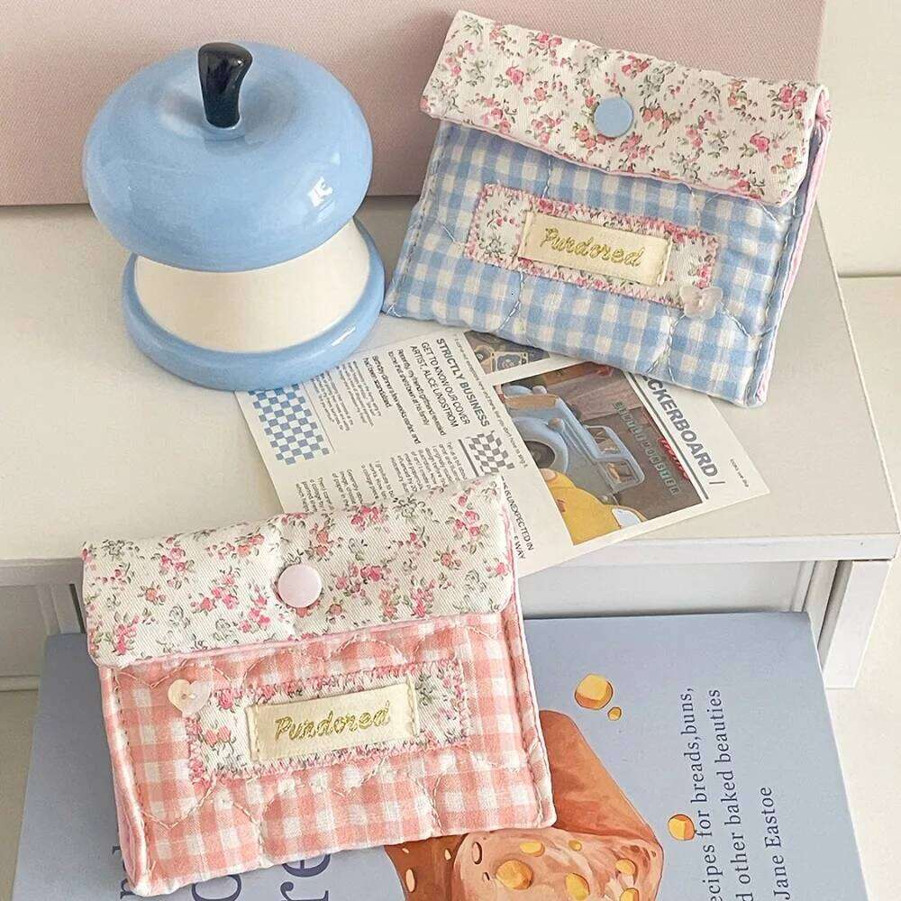 Fashion Women Cartoon Makeup Pink Buckle Coins Lipsticks Cosmetic Storage Pouch Portable Mini Make Up Bag For Gift Y260206