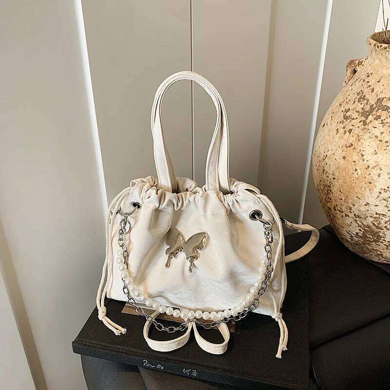 Fashion Butterfly Drawstring Shoulder Bags for Women Casual Soft Leather Ladies Backpack Tote Commuter Girls Pearl Chain Handbag Y260205