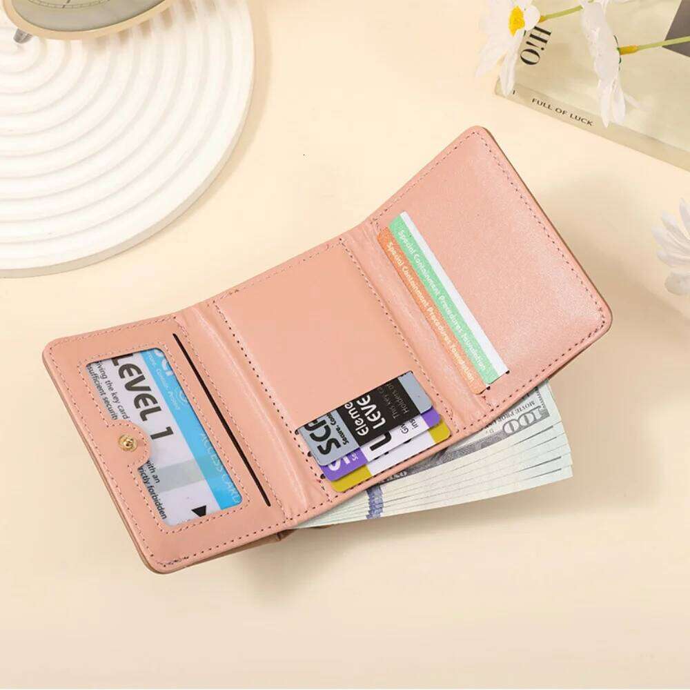 Fashion Love Heart Wallet Zippered Multi-Card Slot Card Holder Short Cash Bags For Women Student Simple Coin Purse Pouch Y260206