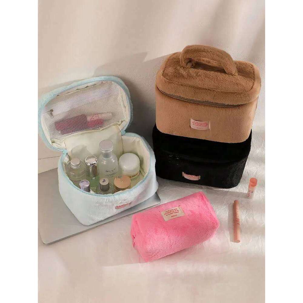 1PC simple pure color plush makeup Korean portable high appearance level large capacity wash bag for women Y260206