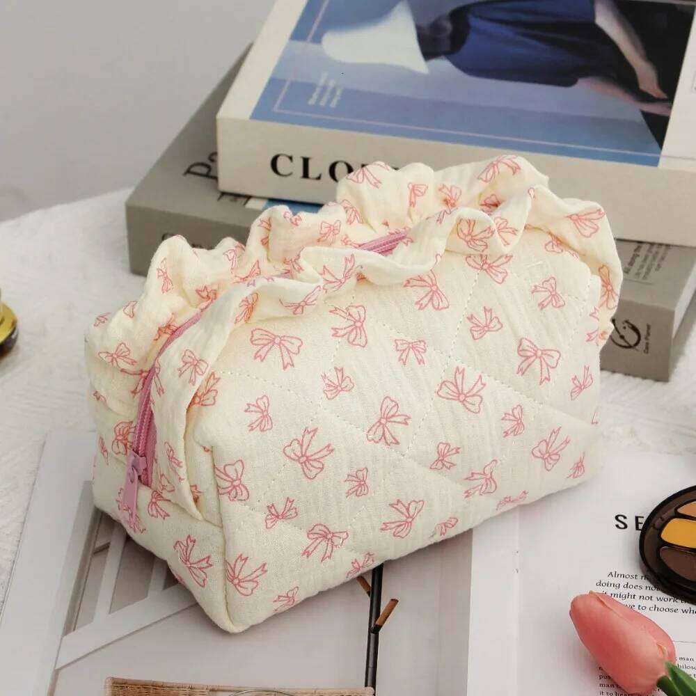 Cute Lace Bow Women's Makeup Travel Cosmetics Storage Pouch Large Capacity Square Zipper Quilting Bag Y260206