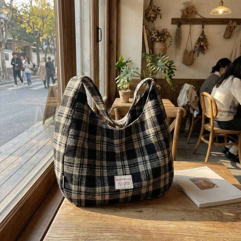 Stylish Checkered Hobo Retro Plaid Crossbody Bag Lightweight Canvas For Women Daily/Date | 2025 Fashion Trend Y260205