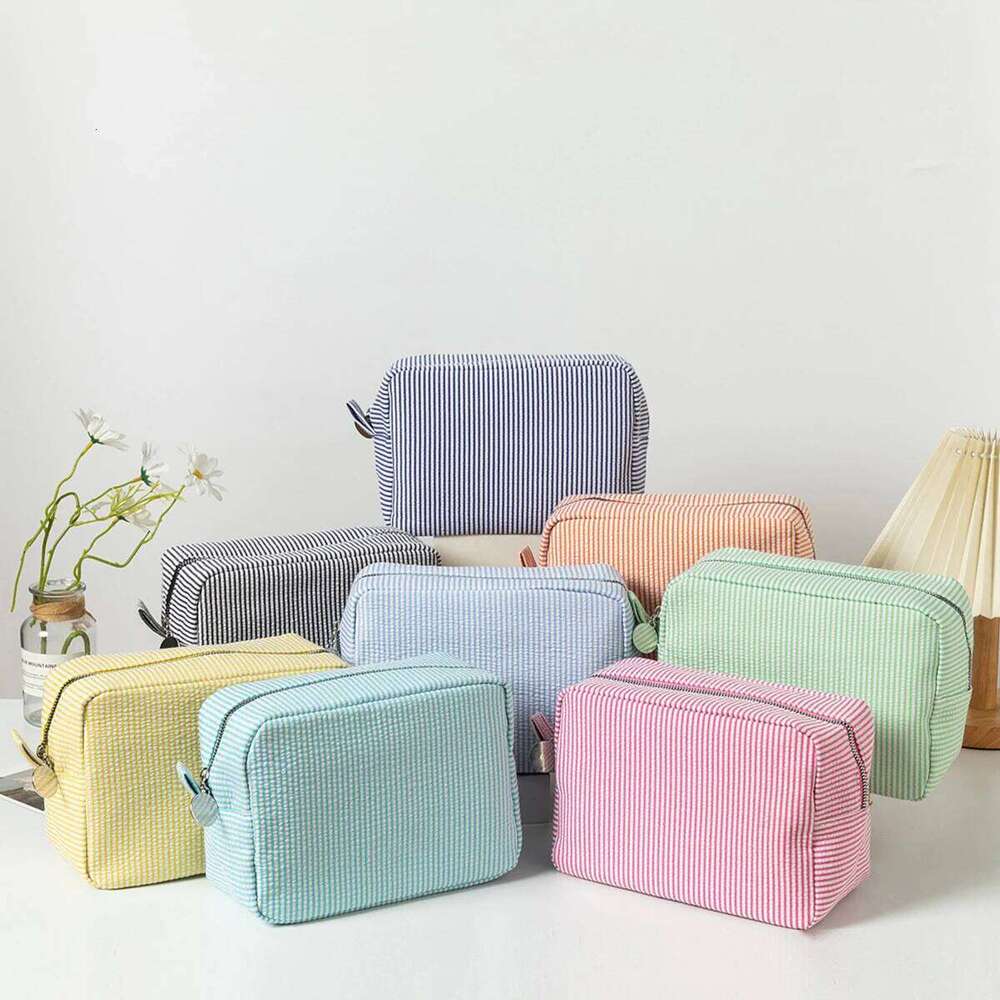 Cotton And Linen Makeup Large Capacity Striped Wash Popular Travel Storage Bag Y260206