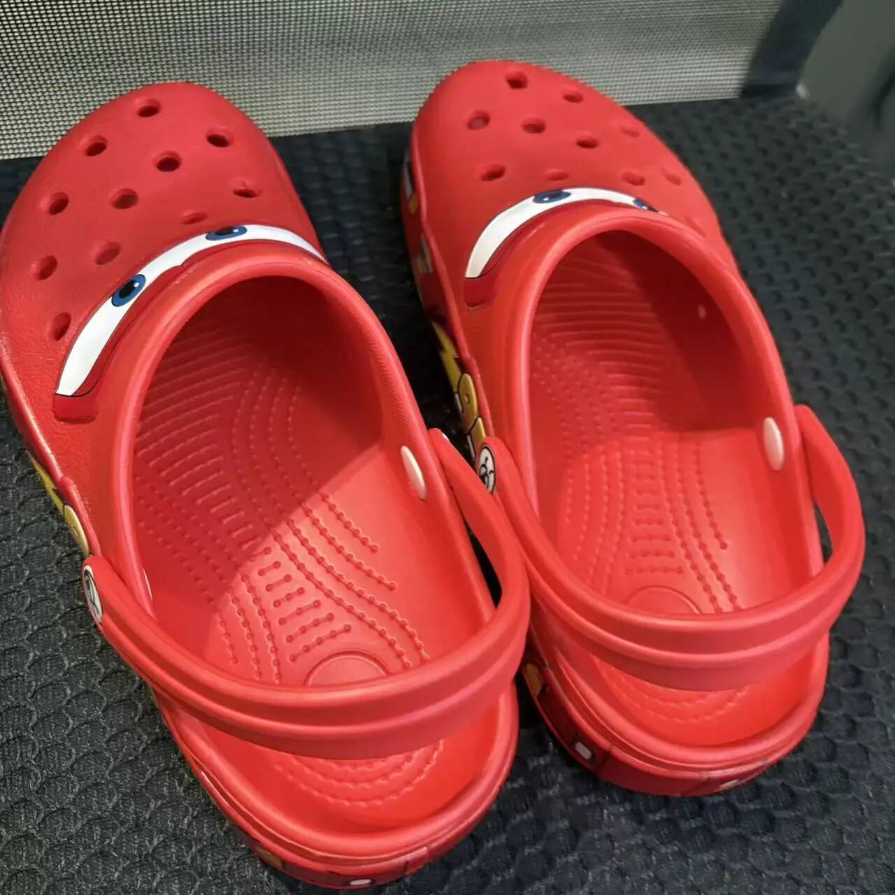 Disney Designer Hot Anime Disney Mcqueens Pixar Cartoon Solid Waterproof Slippers Outdoor Sandals Casual Breathable Ankle-Wrap Eva Shoes Gifts Luxury