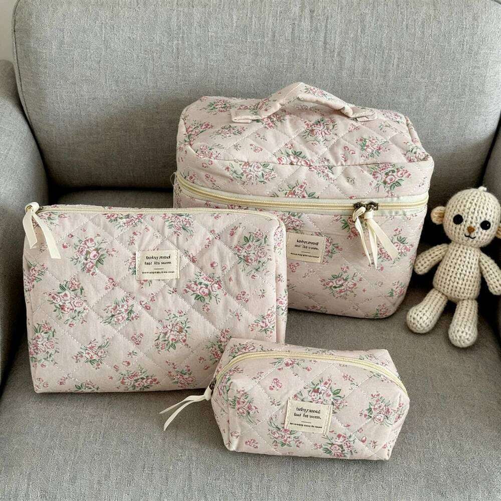 and Cosmetics Organizer Women's Necessaire Gifts for Women Makeup Travel Bag Large Capacity Pouch Y260206