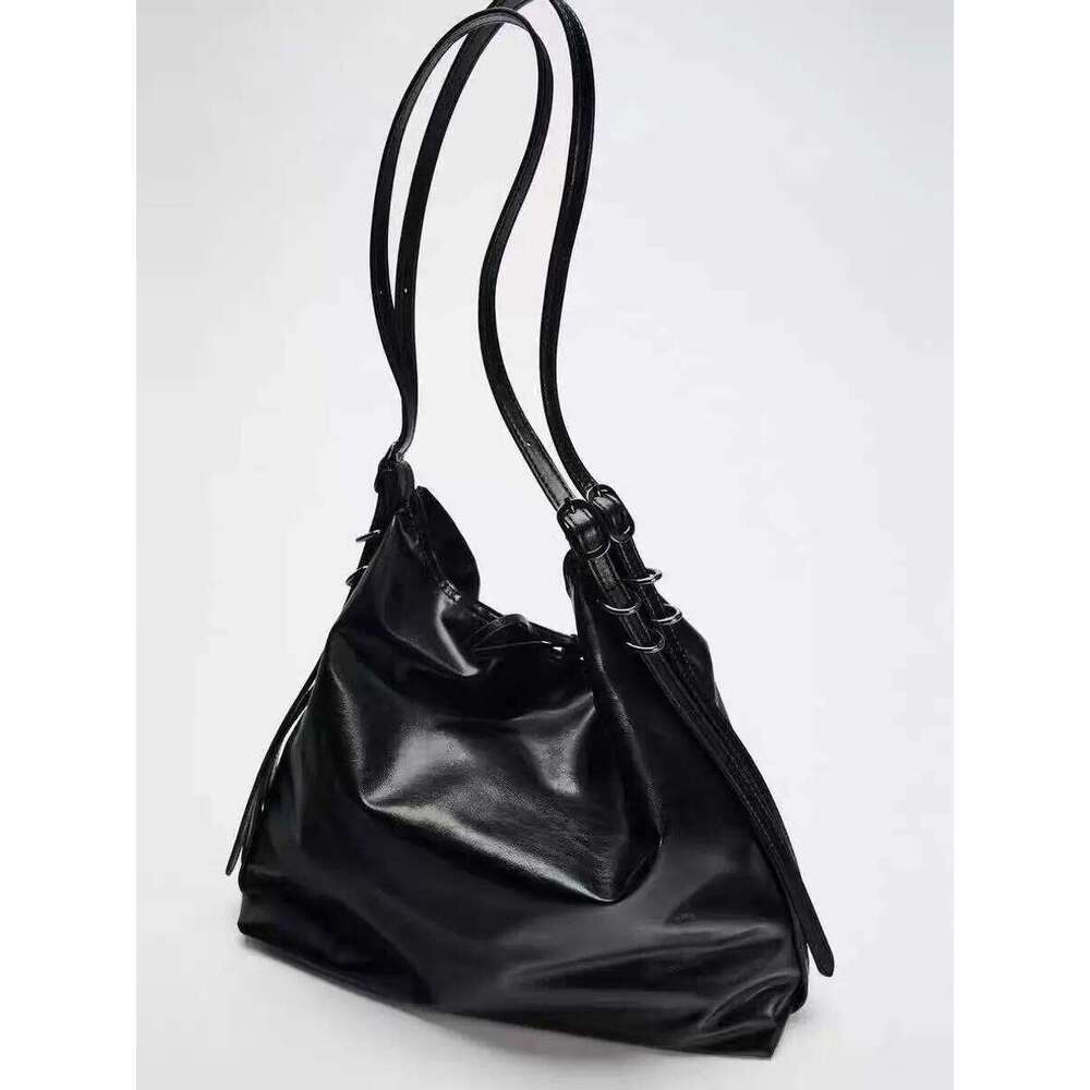 Autumn Winter New Large Capacity Bucket Bag for Women's Work Commuting Single Shoulder Shopping Bags Y260204