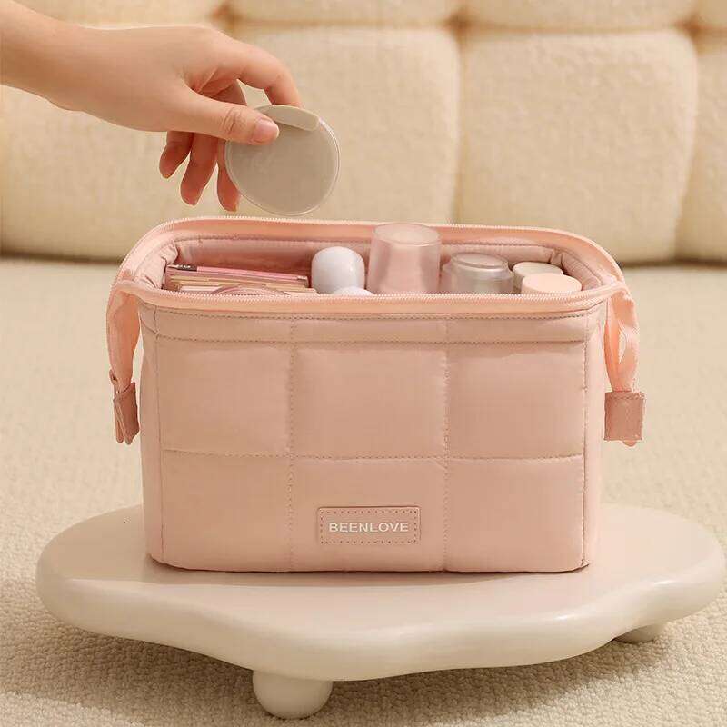 Makeup Toiletry Bag Puffy Make Up Bags Wide Open Pouch Purse Travel Essentials Toiletries Accessories Brushes Y260206