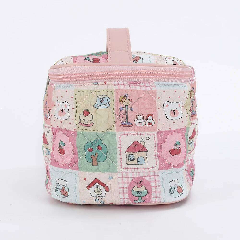 Sweet makeup bag, cute new style checkered cat portable partitioned storage, large capacity for travel and hand-carry toiletries Y260206