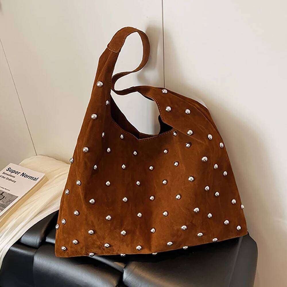 Women Burgundy One Shoulder Bag Fashion Personalized Rivet Frosted Pu Underarm Bags Buckle Versatile All-Match Tote Handbags Y260204