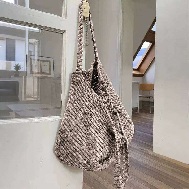 Retro Handbag for Women Autumn Winter New Korean Edition Solid Color Knitted Large Capacity Travel Handheld Bag Y260204