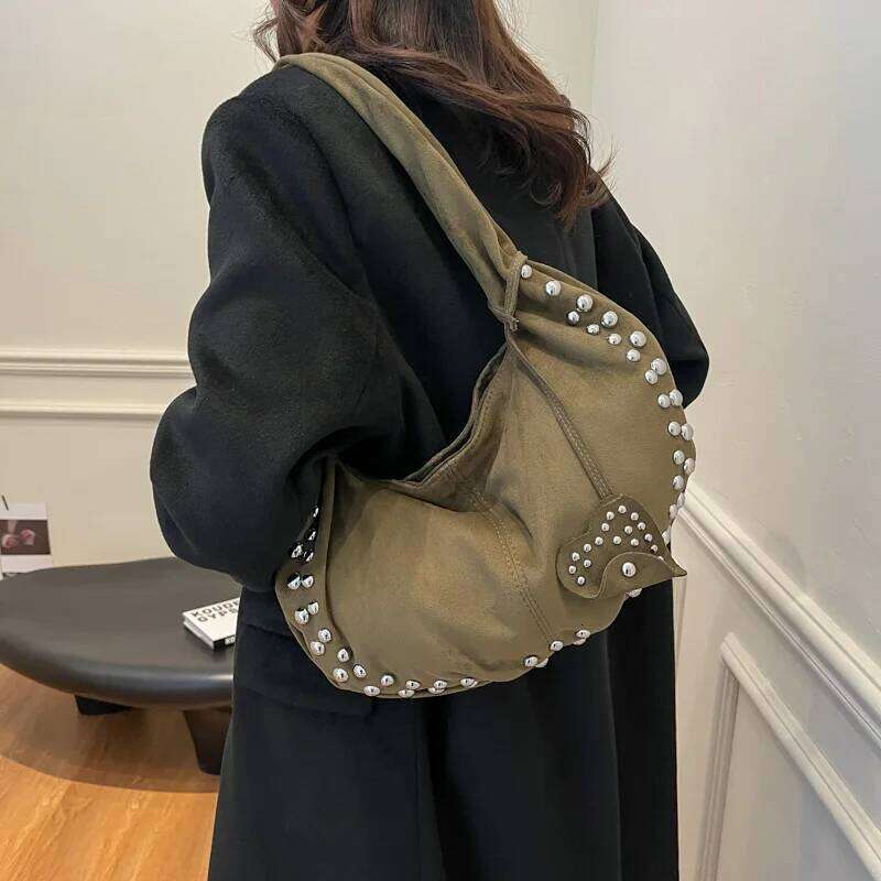 Fashion Designer Women Luxury Handbag Punk Rivet Style Armpit Pocket Retro Shoulder Bag for Girls New Bolso Lujo Y260205