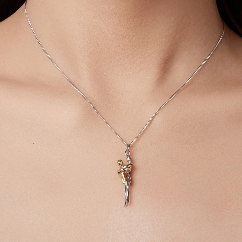 WOSTU Real 925 Sterling Silver Hug Embrace Pendant Necklace Silver Gold Two-tone Mom Child Pendant Family Gift Mom Jewelry 260124