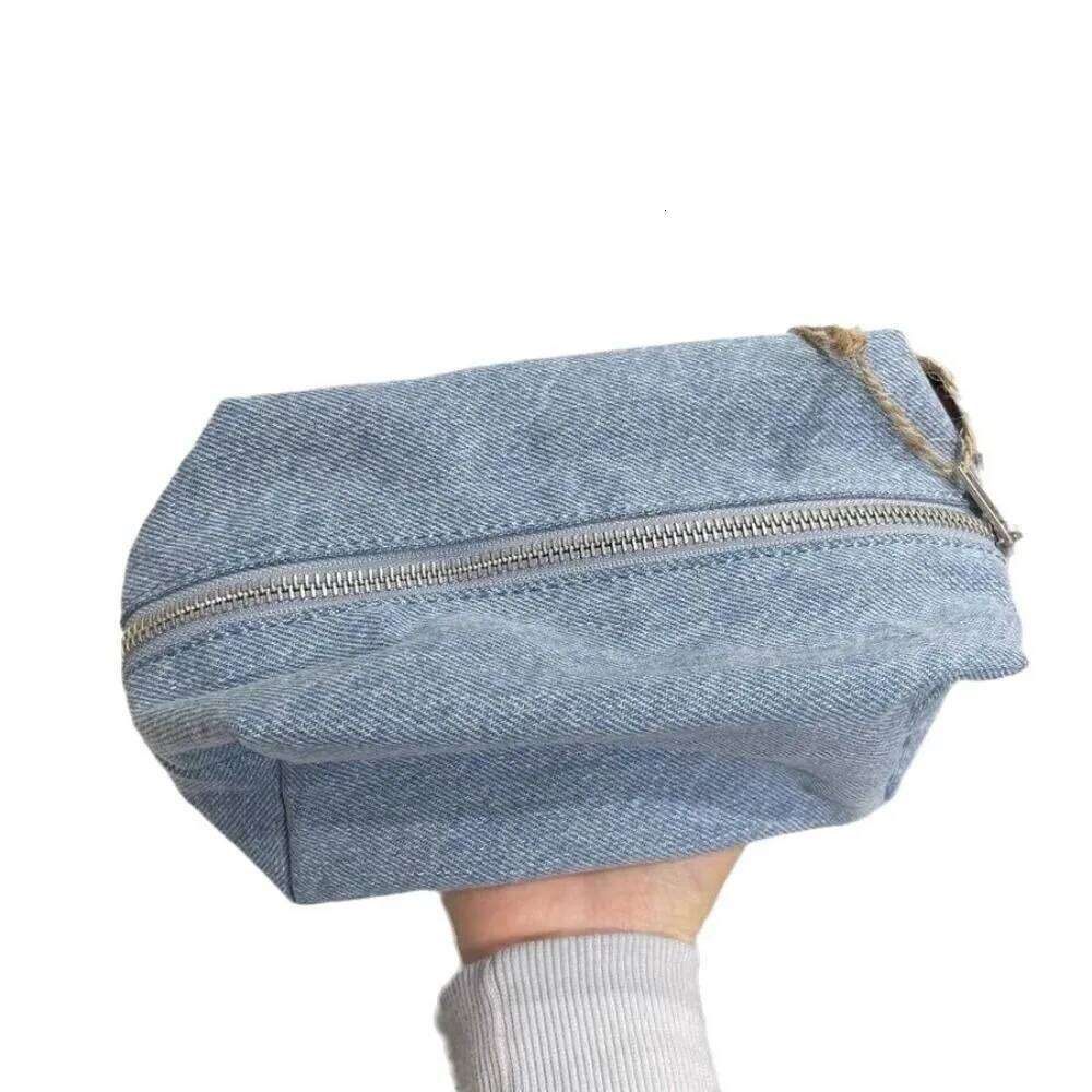 Solid Color Blue Denim Makeup Travel Organizer Zipper Jean Cosmetic Bags Vintage Korean Style Stationery Storage Bag Y260206