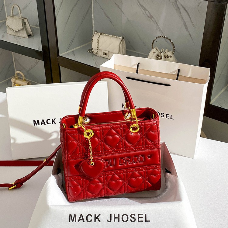 Versatile commuter premium bag one-shoulder crossbody bridal wedding bag