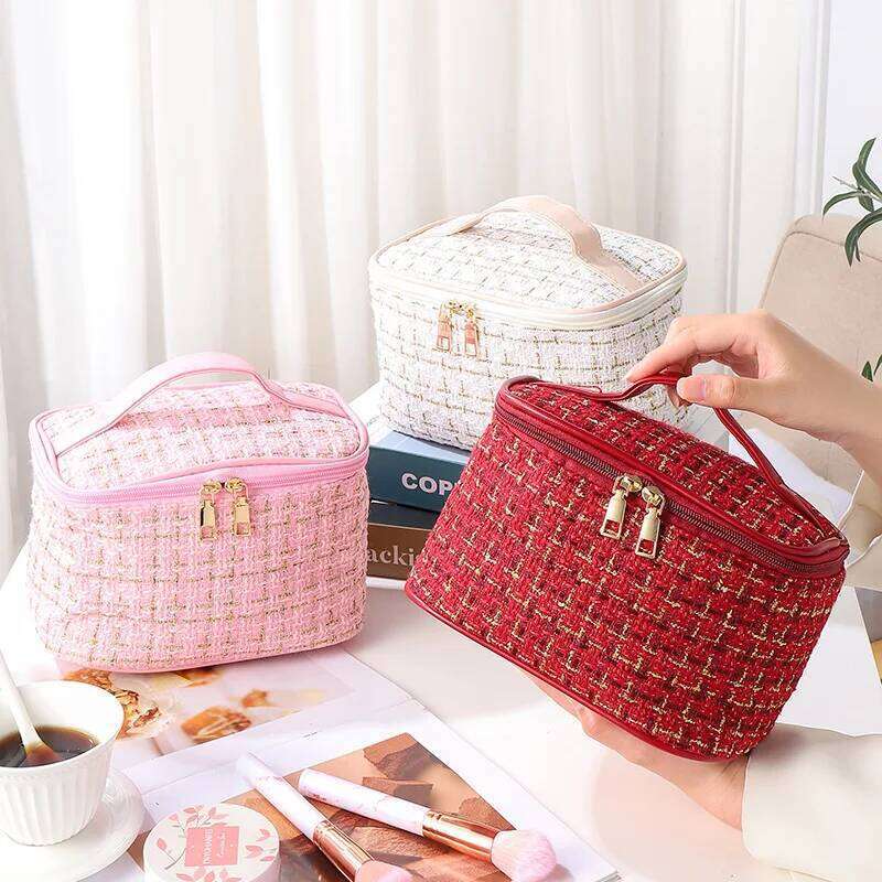 Large Capacity Travel Toiletry New Plaid Portable Small Fragrance Go out Makeup Bag Y260206