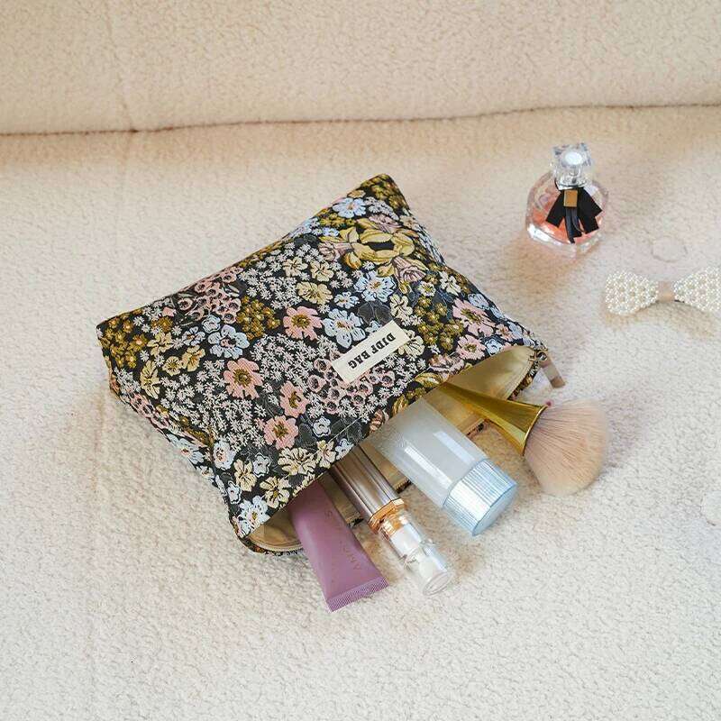 Colorful flowers large capacity women's makeup portable cosmetics change storage travel toiletry commuter liner bag Y260206
