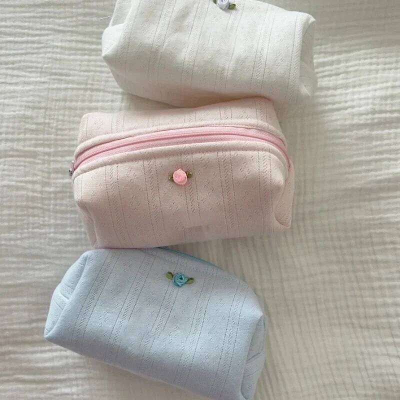 Fashion Makeup Case Elegant Sweet Floral Lipstick Bag Portable Large Capacity Travel Organizer Cosmetic Toiletry Pouch Y260206