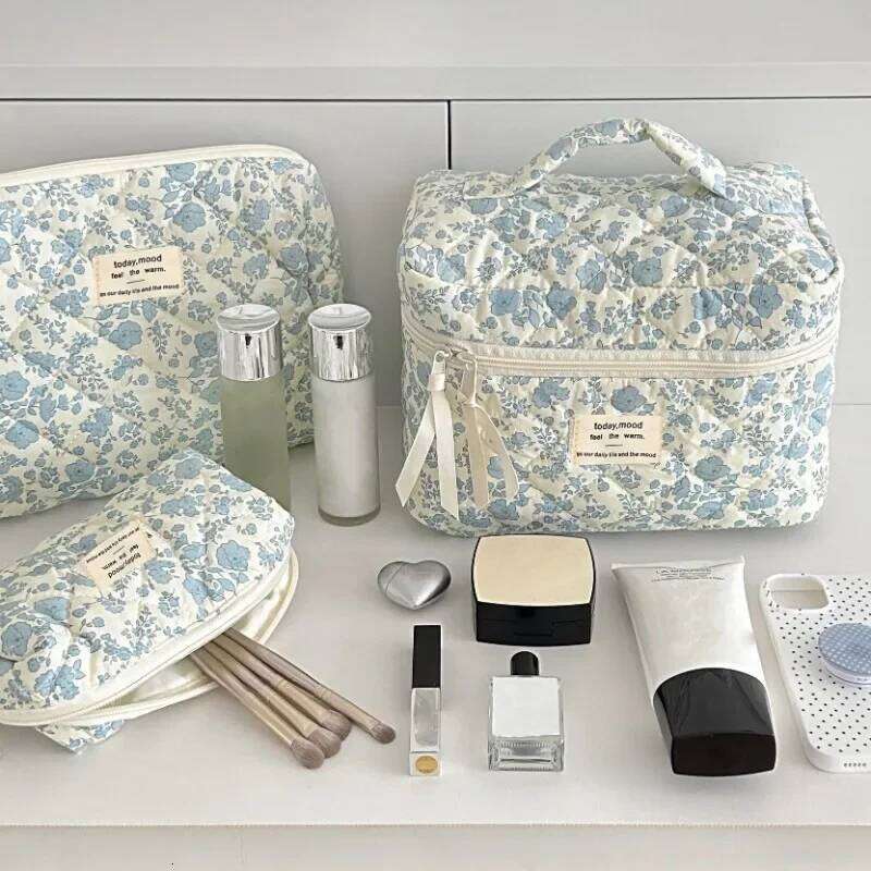 1pcs Cotton Blue Flower Cosmetic Bag Fabric Storage Bags Small Big Capacity Travel Organzier Pouch Women Makeup Case Y260206